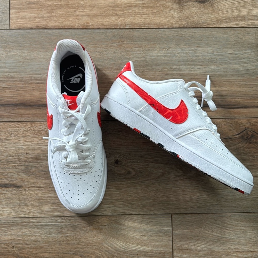 New Nike never warn court vision sneaker